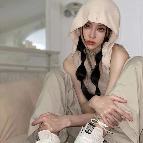 银翼杀手2049电影封面